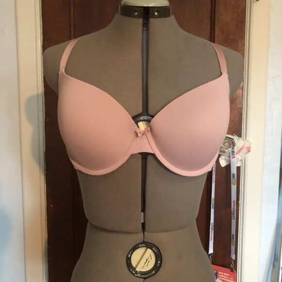 Two basic everyday bras - Picture 3 of 4